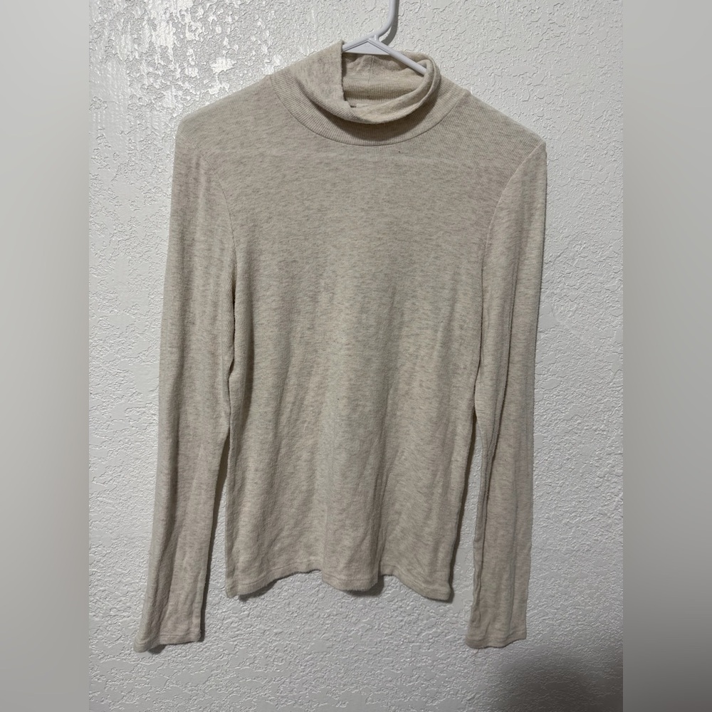 Aritzia Wilfred Turtleneck Long Sleeve Top - Picture 1 of 5